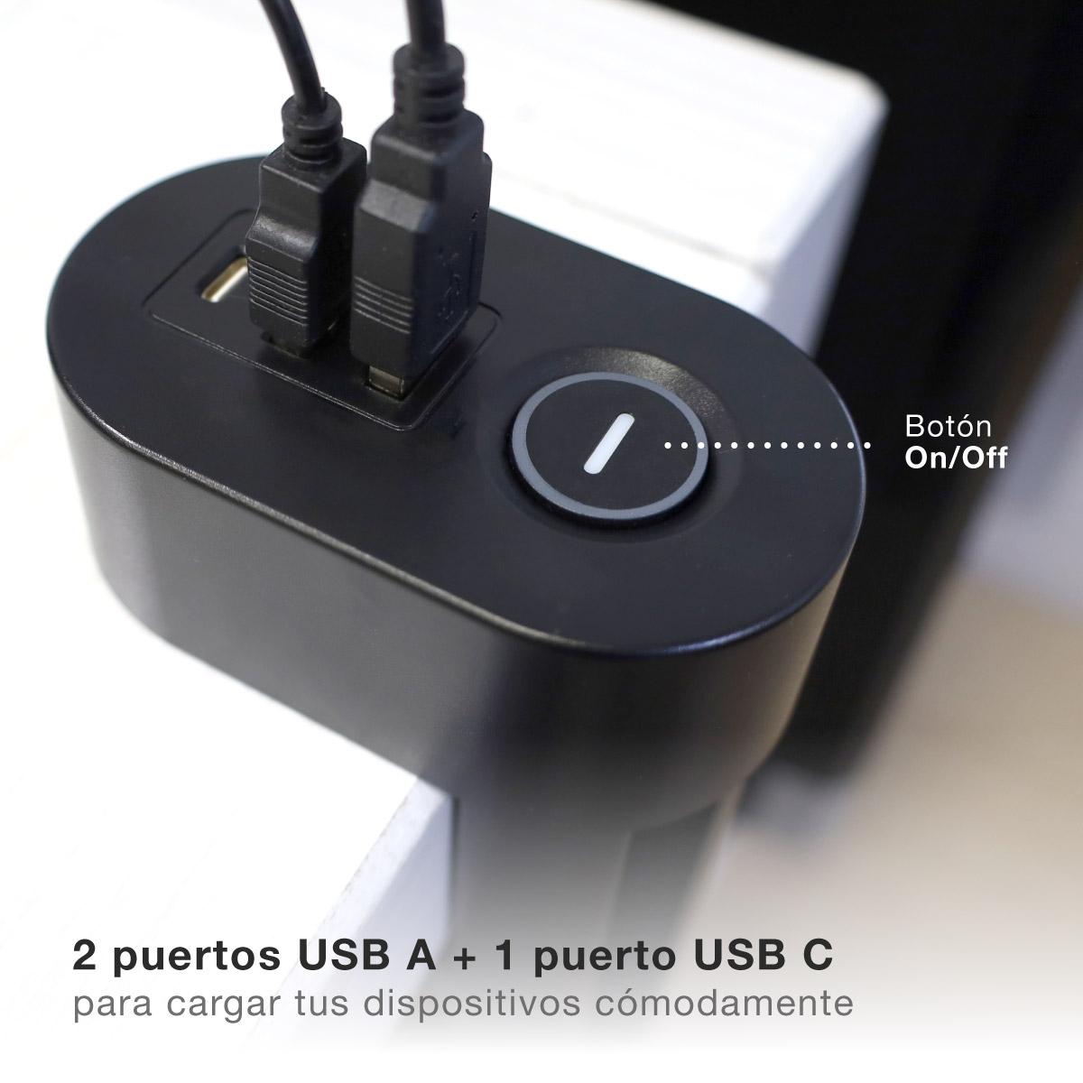 Base múltiple sobremesa 3T + 2 USB A + 1 USB Tipo C + Int (3x1.5mm) 1,4M Negro